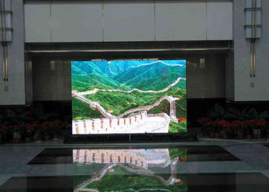 Chine haute résolution fixe d'intérieur d'affichage à LED de 5mm, 40000 points/affichage vidéo du sqm LED fournisseur