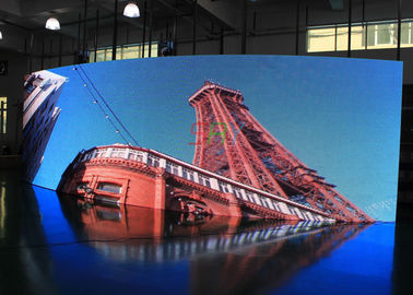 la LED incurvée par 8,000nits examine l'affichage à LED statique d'IP65 P16 Pour la publicité fournisseur