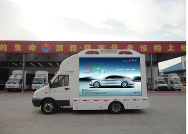Le camion de HD P8 a monté l'affichage à LED De publicité mobile de durée de vie de l'écran 100000hrs de LED fournisseur