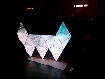 Façonnez au bureau 3D du DJ l'affichage à LED Fixe d'intérieur le lancement créatif 6.15mm fournisseur